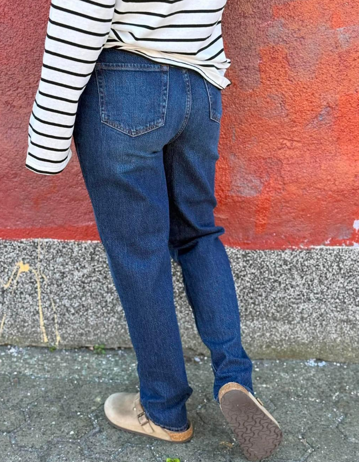 PCGRACE MOM Jeans - Dark Blue Denim